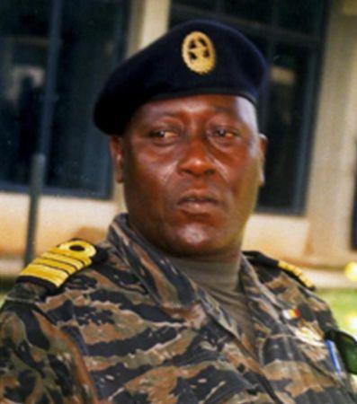 2014-06-03T221920Z_1_LYNXMPEA520WO_RTROPTP_2_GUINEA-BISSAU-STING