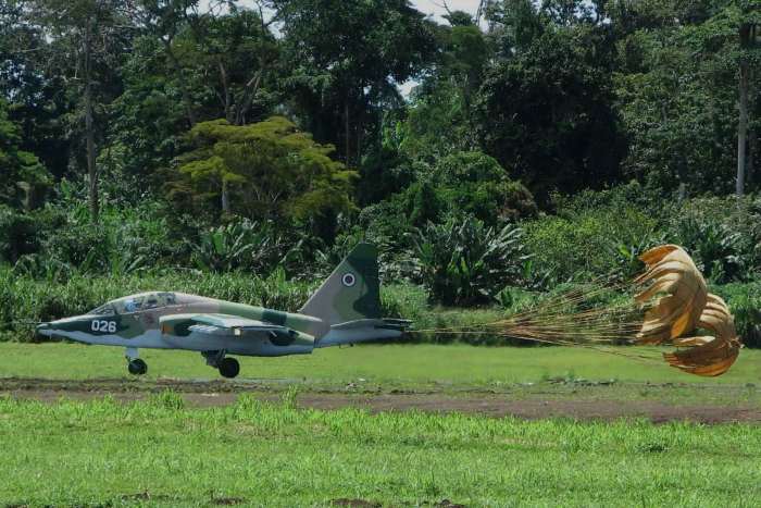 comp_Guinea_UB_026_01