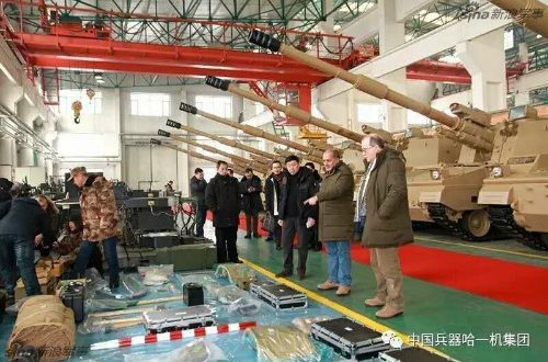 Sistemas de artillería autopropulsados chinos PLZ45 para Argelia